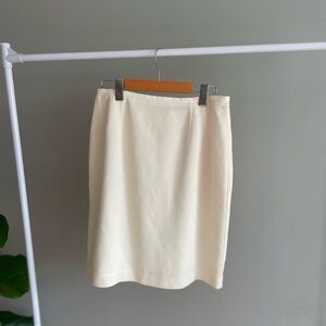 Bianca Nygard Cream Pencil Skirt Size 10 Petite